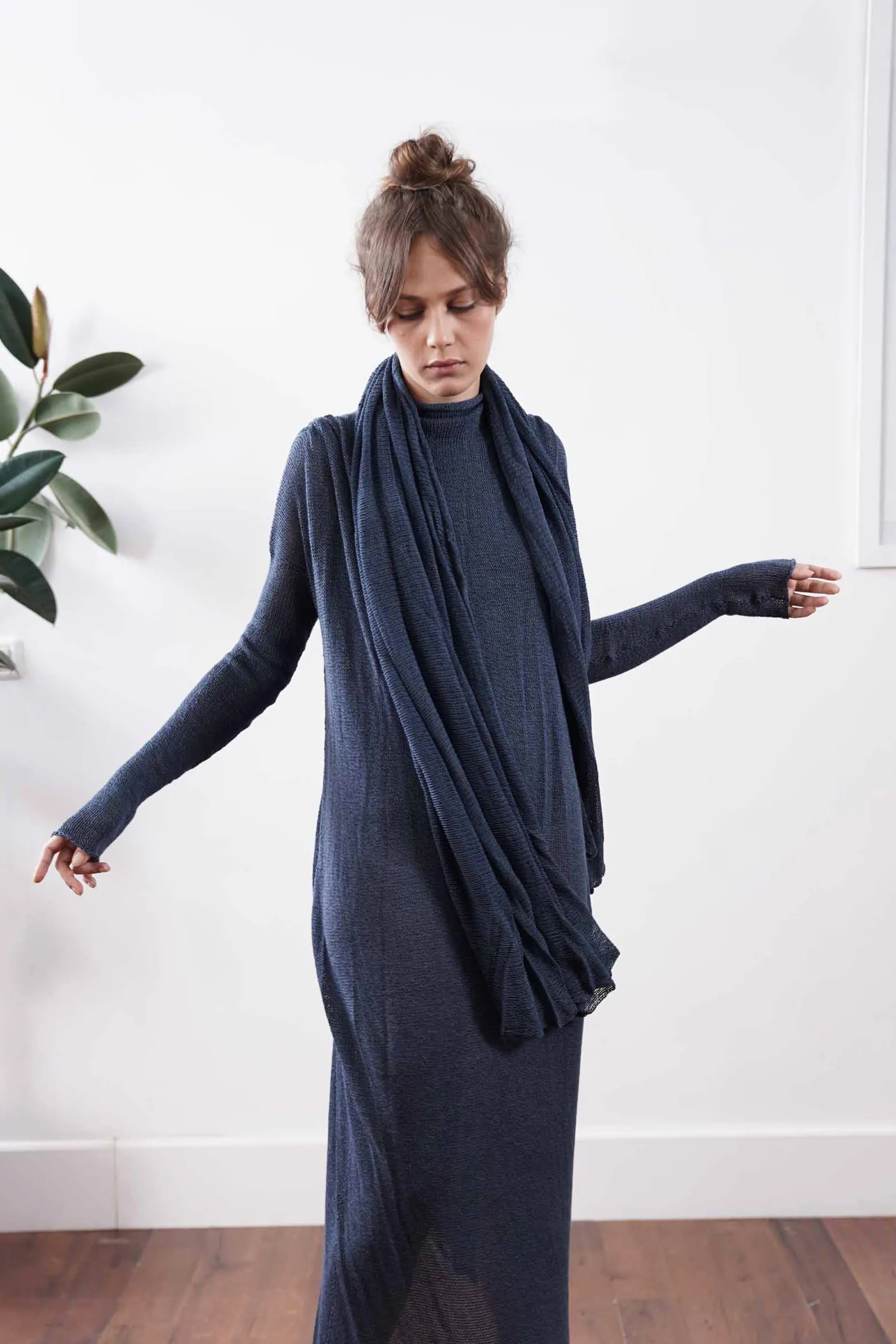 Big Soy Air Knit Scarf - Dark blue