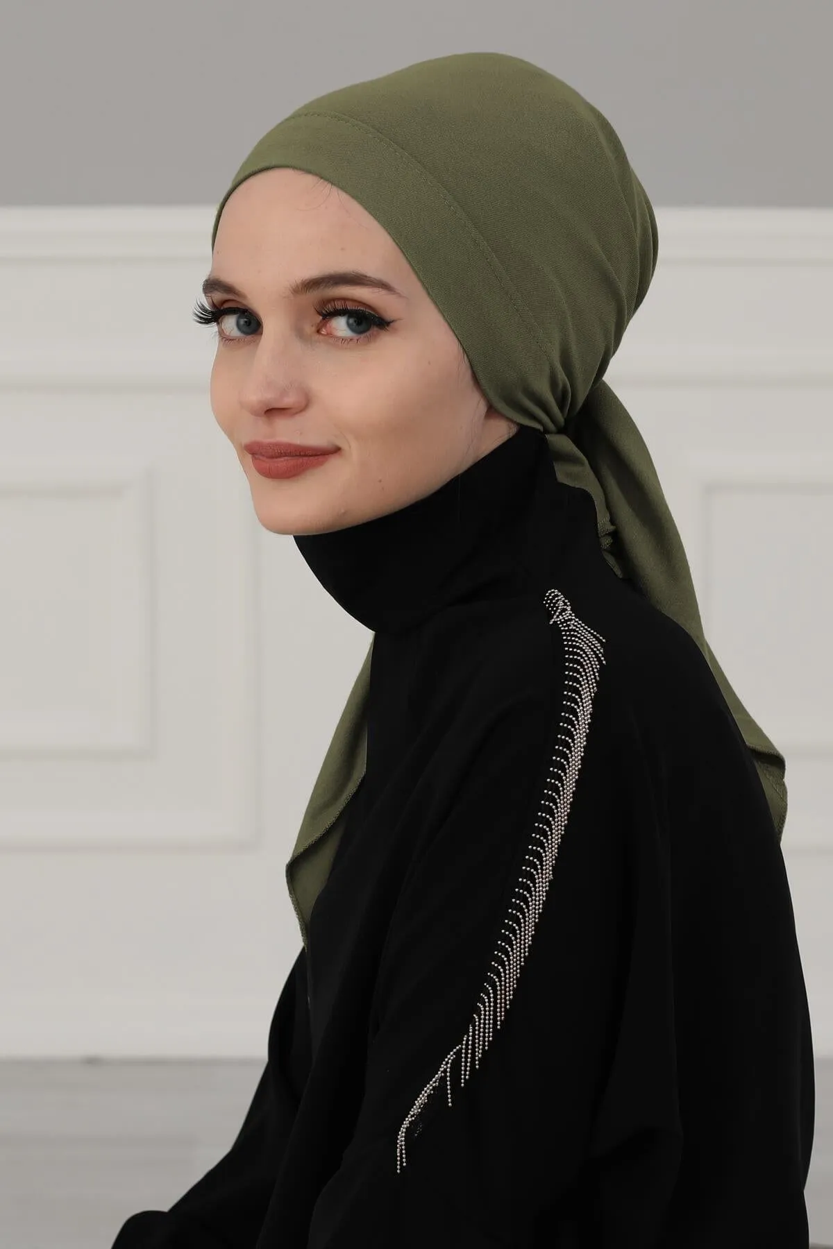 Chic Easy Wrap Hijab Cover for Women, Trendy Hijab for Stylish Look, Soft Comfortable Turban Head Covering, Chic Single Color Headscarf,B-45