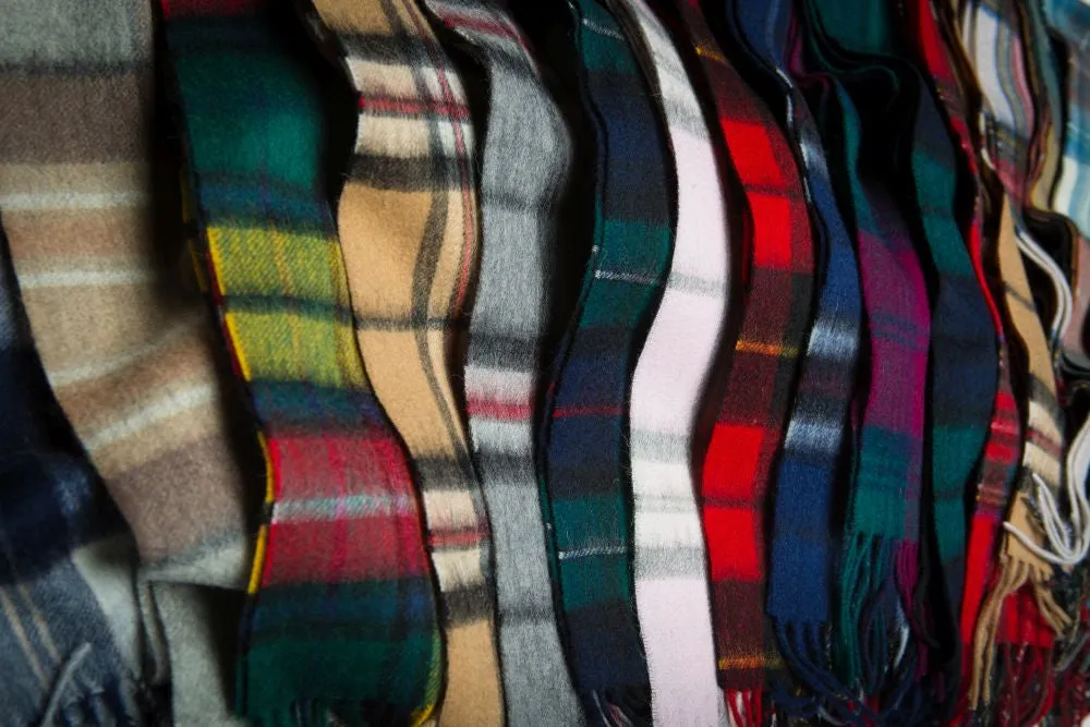 Glenmore 100% Lambswool Tartan Scarf - Silver Bannockbane