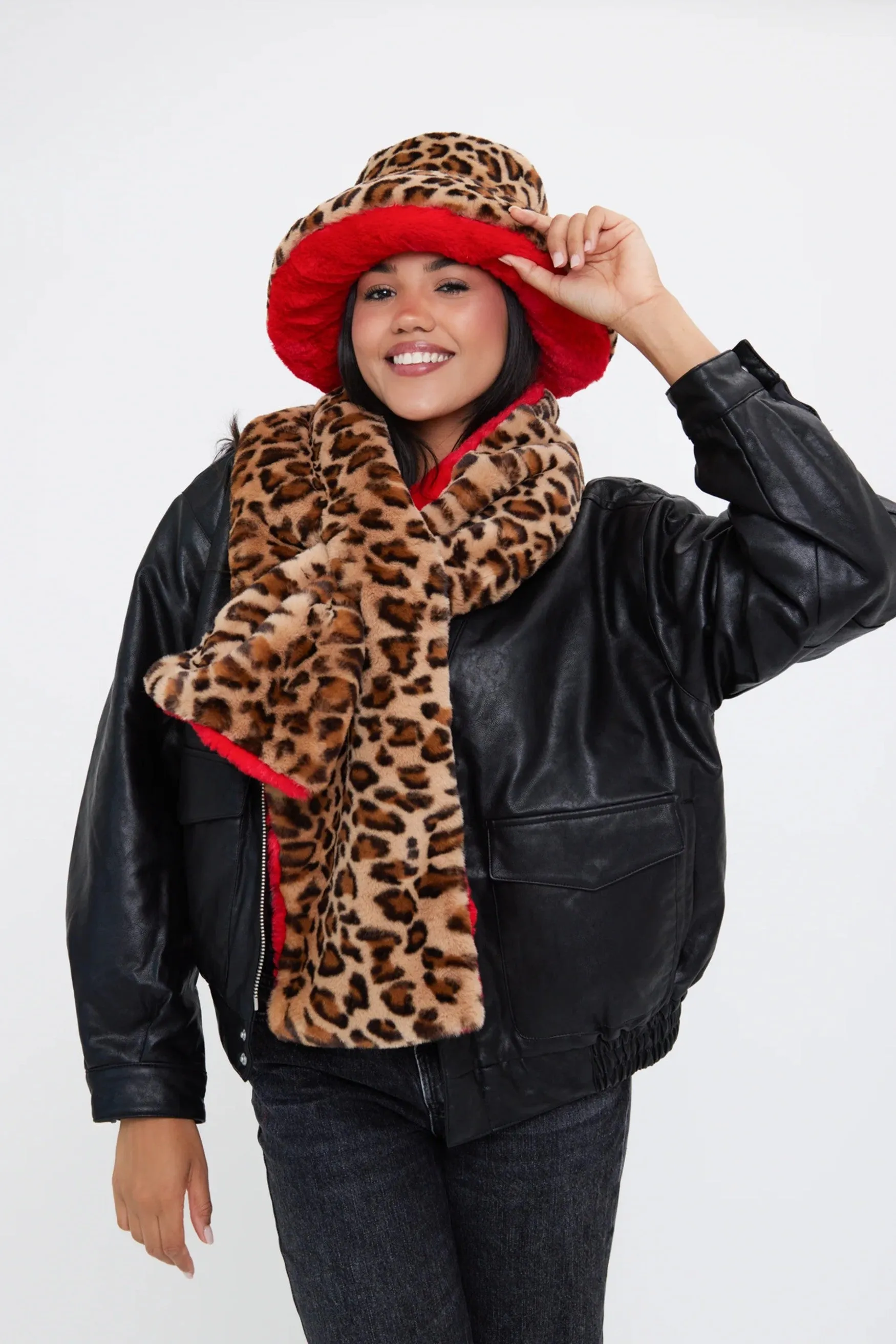 Leopard and Red Fur Scarf and Bucket Hat Multipack