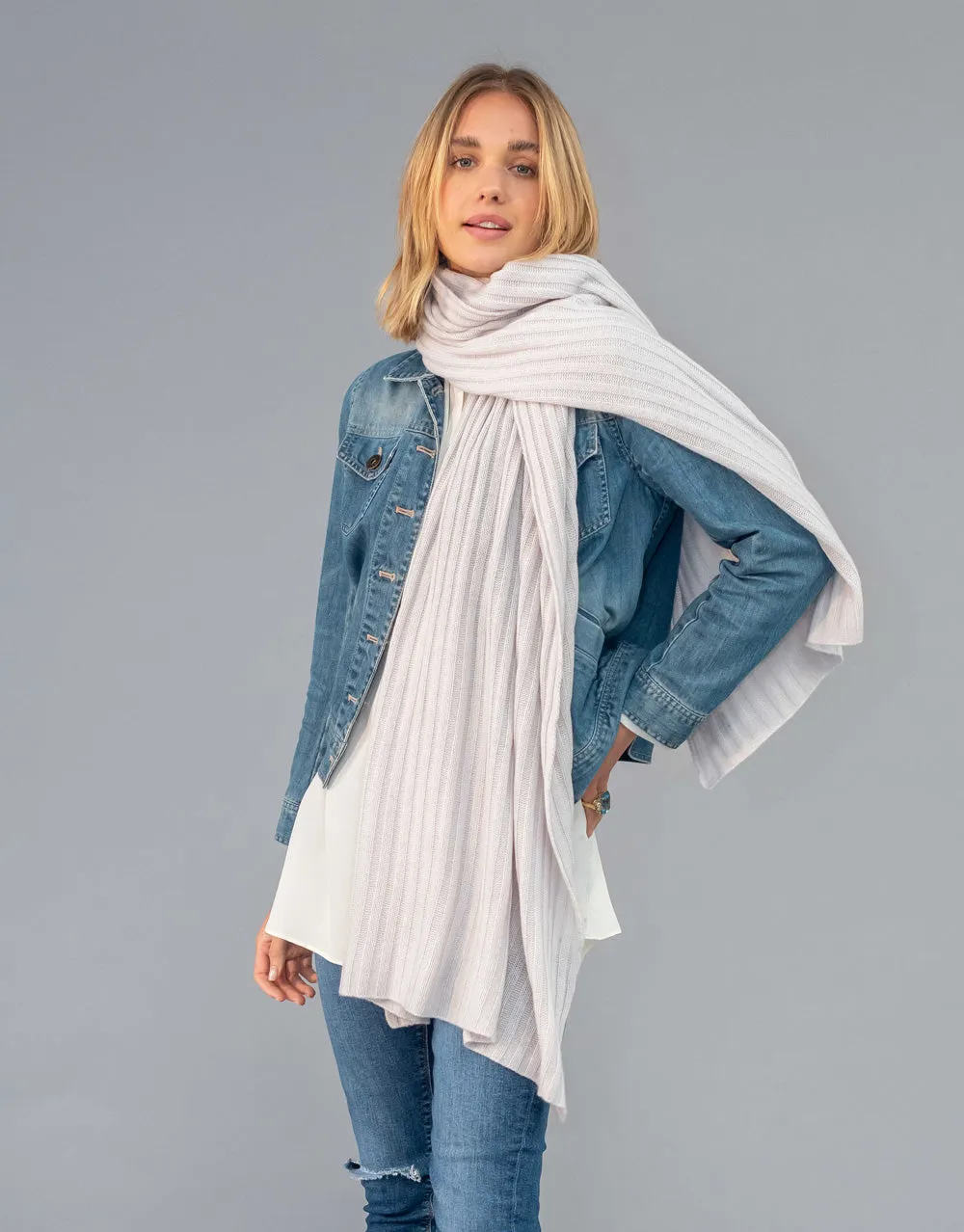 Luxury Rib Plaid Scarf in Dirty White