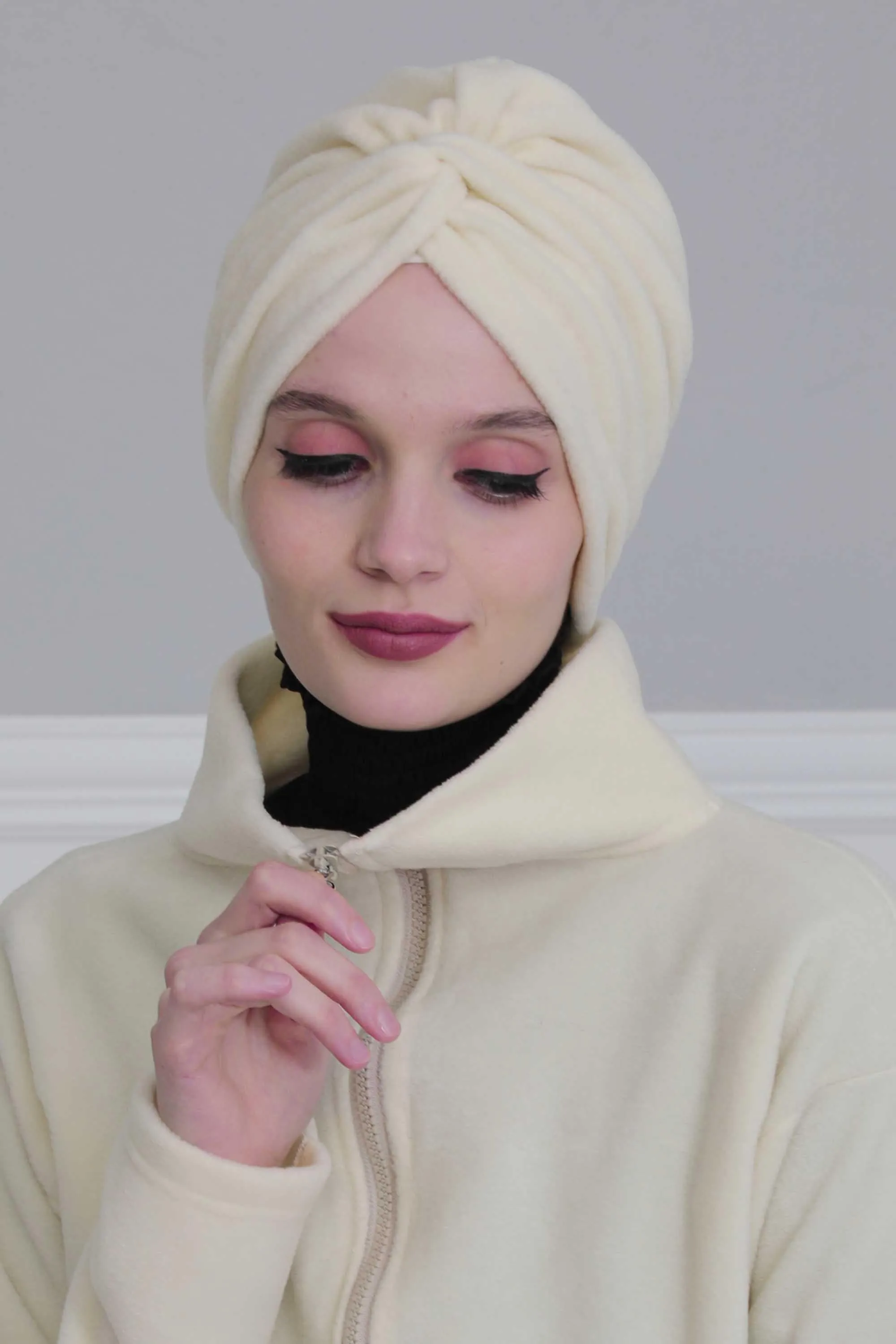 Super Soft Fleece Instant Turban Hijab for Women, Elegant Winter Fashion Hijab Turban, Warm Pre-Tied Headwrap, Comfortable Chemo Bonnet,B-4P